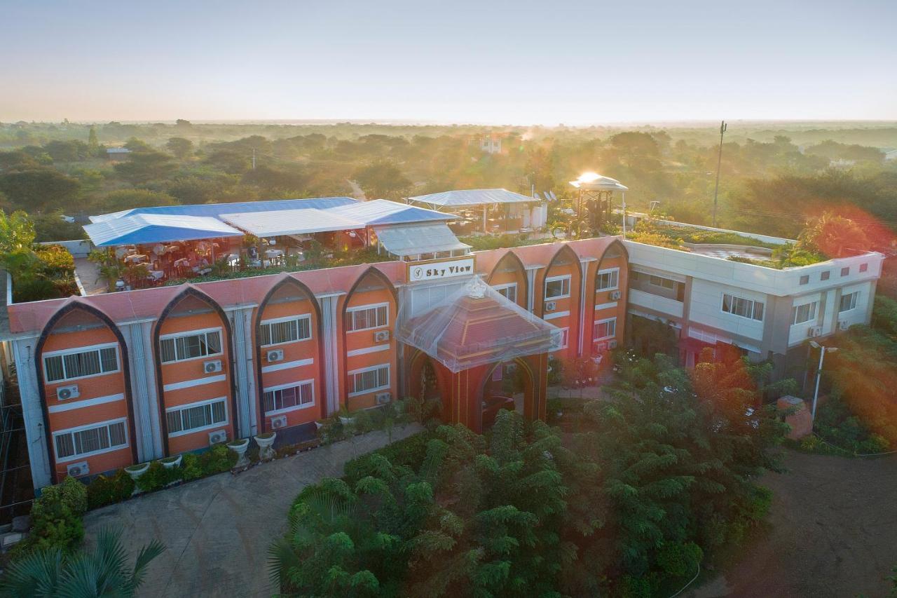 Sky View Hotel Bagan Exteriör bild